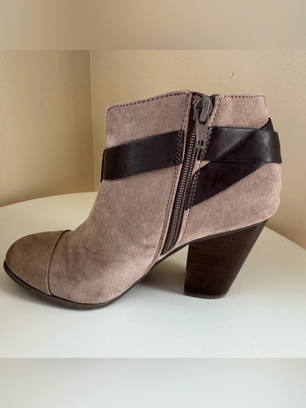 Carlos by Carlos Santana Harvest Ankle Boot, 6